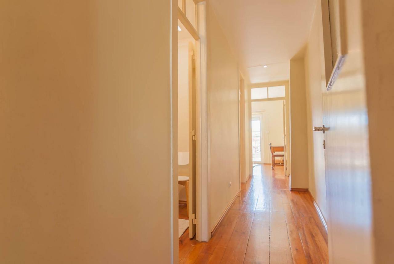 'White House' Apartment- Alfama Lisbon Exterior photo