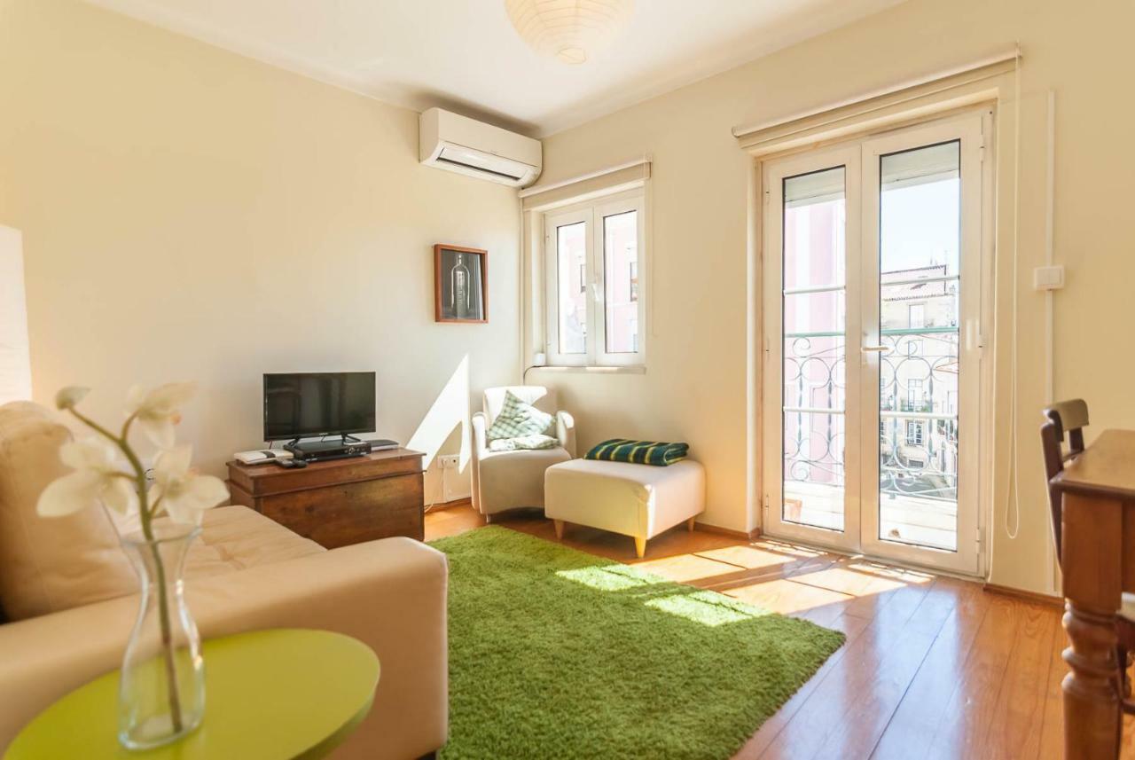 'White House' Apartment- Alfama Lisbon Exterior photo