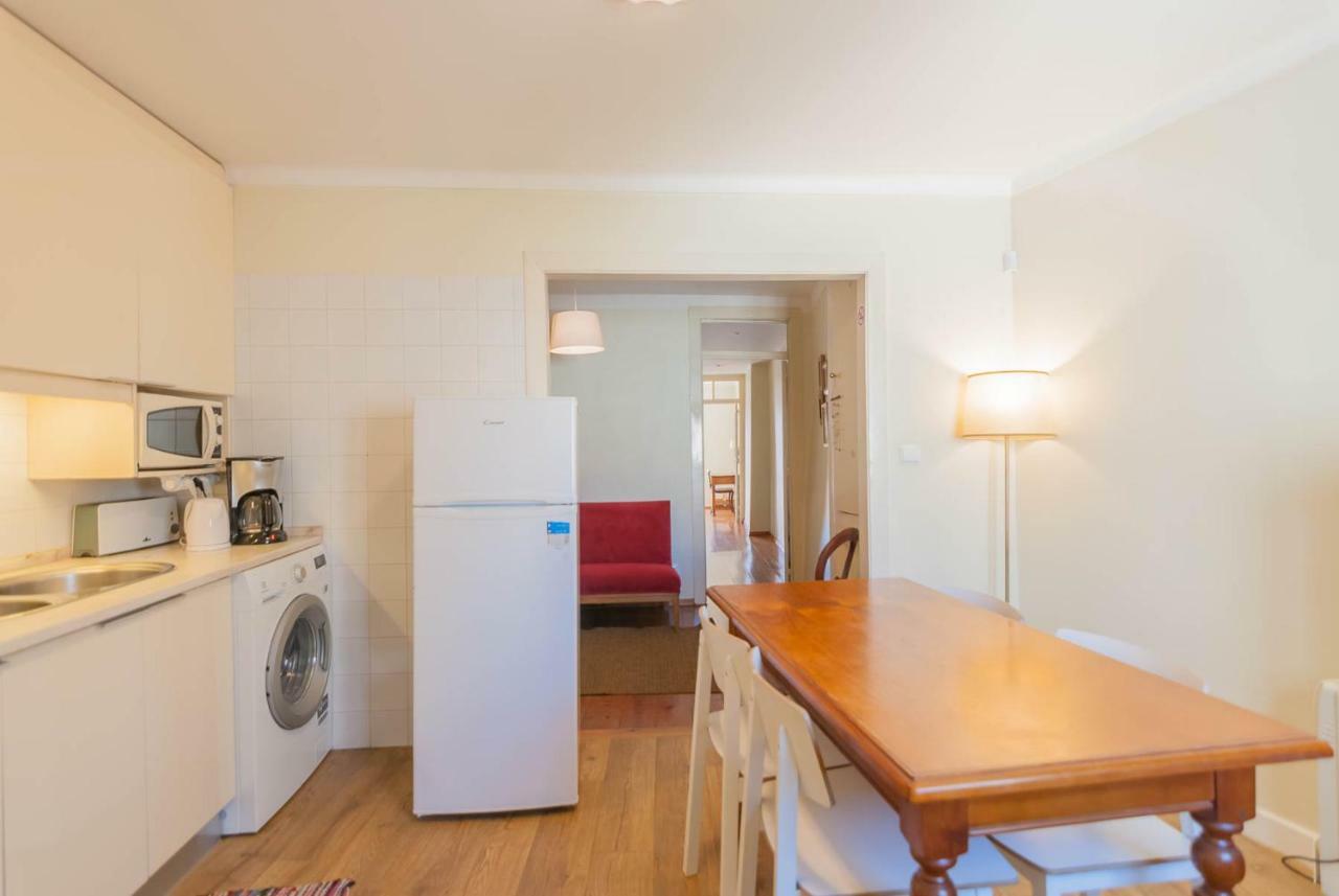 'White House' Apartment- Alfama Lisbon Exterior photo