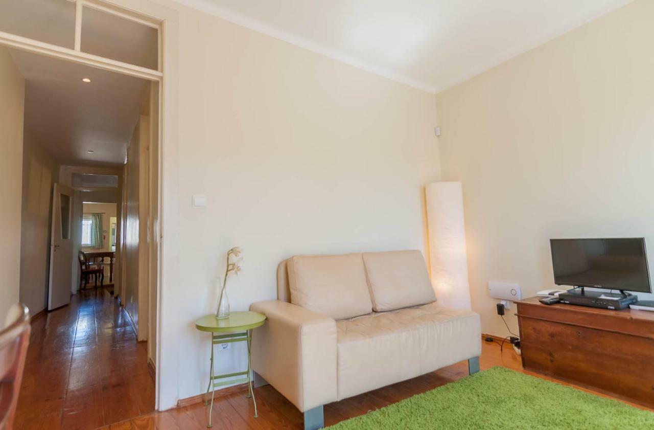 'White House' Apartment- Alfama Lisbon Exterior photo